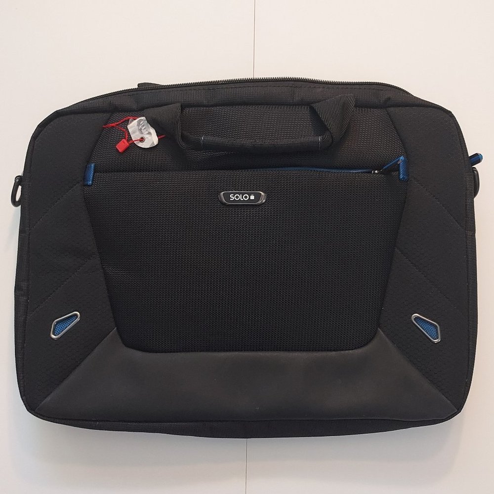 SOLO Laptop bag